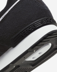 Кросівки Nike Venture Runner Men's Shoe CK2944-002