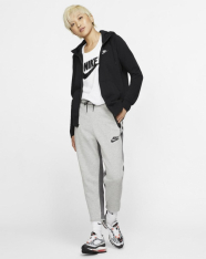 Реглан женский Nike Sportswear Essential Women's Full-Zip Fleece Hoodie BV4122-010