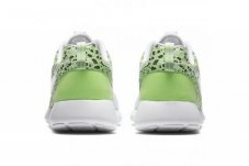Кросівки бігові жіночі Nike Roshe One Premium 833928-100