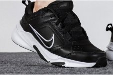 Кросівки Nike Defy All Day DJ1196-002