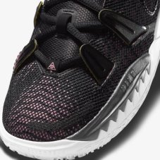 Кросівки дитячі Nike Kyrie 7 CT4080-015