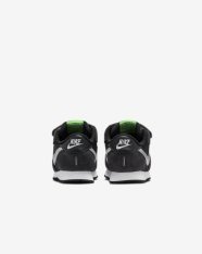 Кросівки дитячі Nike MD Valiant CN8560-017