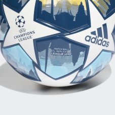М'яч для футболу Adidas UCL Junior 290 HD7862