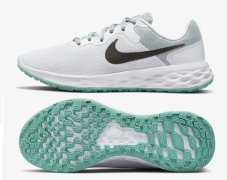 Кросівки бігові жіночі Nike Revolution 6 Next Nature DC3729-501
