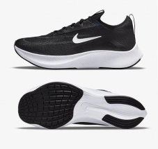 Кросівки бігові Nike Zoom Fly 4 CT2392-001