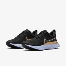 Кросівки бігові жіночі Nike React Infinity Run Fk 2 CT2423-009