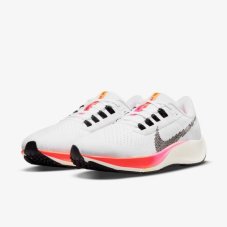 Кроссовки беговые женские Nike Air Zoom Pegasus 38 DJ5401-100