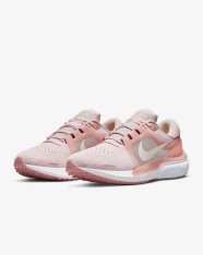 Кросівки бігові жіночі Nike Air Zoom Vomero 16 DA7698-601