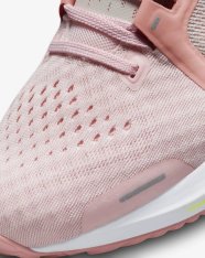 Кросівки бігові жіночі Nike Air Zoom Vomero 16 DA7698-601
