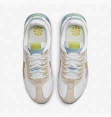 Кросівки жіночі Nike Air Max Pre-Day DV3458-100