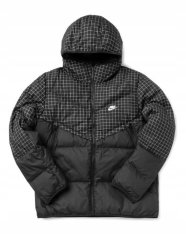 Куртка Nike Sportswear Storm-FIT Windrunner DD6963-010