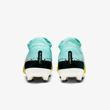 Бутсы Nike Phantom GT2 Academy DF FG/MG DC0797-407