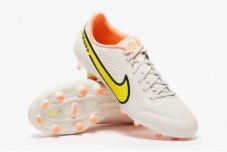 Бутси Nike Tiempo Legend 9 Academy FG/MG DA1174-002