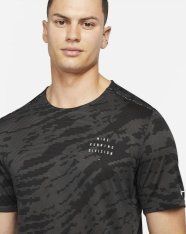 Футболка для бігу Nike Dri fit Run Division Rise 365 DM4636-070