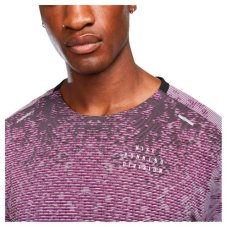 Футболка для бігу Nike Dri-FIT ADV Run Division Techknit DM4765-013