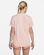 Футболка для бега женская Nike Sportswear Swoosh Run DM7777-610