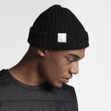 Шапка NikeLab Essential Beanie 922172-010