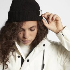 Шапка NikeLab Essential Beanie 922172-010