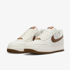 Кеды Nike Air Force 1 07 DX2666-100