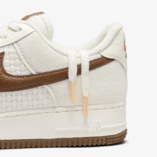 Кеды Nike Air Force 1 07 DX2666-100