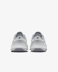 Кроссовки Nike Legend Essential 3 Next Nature DM1120-005