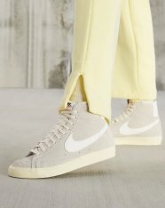 Кеды женсккие Nike Blazer Mid '77 Vintage DV7006-001