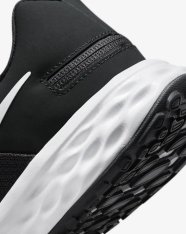 Кроссовки беговые женские Nike Revolution 6 FlyEase Next Nature DC8998-003