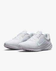 Кросівки бігові жіночі Nike Quest 5 DD9291-100