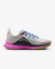 Кроссовки женские Nike Pegasus Trail 4 FD0876-100