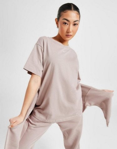 Футболка женская Nike Sportswear Essential DN5697-242