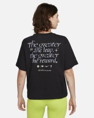 Футболка женская Nike Sportswear DX7932-010