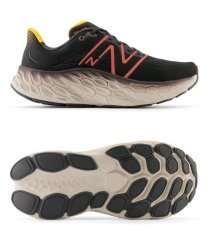 Кроссовки беговые New Balance Fresh Foam More v4 MMORCK4