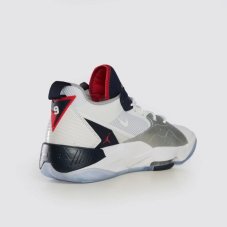 Кроссовки для баскетбола детские Jordan Zoom '92 CN9138-101