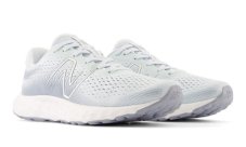 Кросівки бігові жіночі New Balance 520 V8 W520LN8