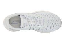 Кросівки бігові жіночі New Balance 520 V8 W520LN8