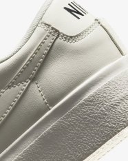 Кеды женсккие Nike Blazer Low Platform DJ0292-105