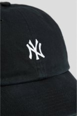 Кепка 47 Brand Mlb New York Yankees Base B-BSRNR17GWS-BK