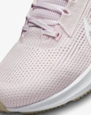Кросівки бігові жіночі Nike Pegasus 40 DV3854-600