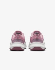 Кроссовки женские Nike Legend Essential 3 Next Nature DM1119-600