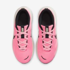 Кросівки жіночі Nike Legend Essential 3 Next Nature DM1119-602
