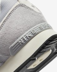 Кросівки жіночі Nike Venture Runner CK2948-008