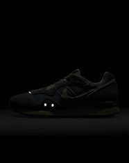 Кросівки жіночі Nike Venture Runner CK2948-008