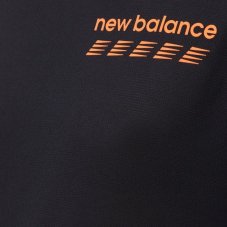 Тренировочный реглан New Balance Accelerate Pacer MT31242BK