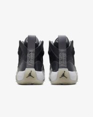 Кроссовки женские Jumpman Two Trey DR9631-003