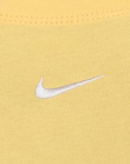 Футболка женская Nike Sportswear Essentials DN5697-795