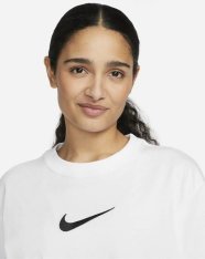 Футболка жіноча Nike Sportswear FD1129-100