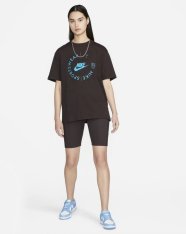 Футболка жіноча Nike Sportswear FD4235-220