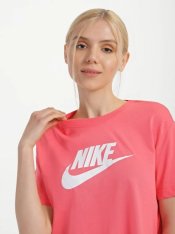 Футболка жіноча Nike Sportswear Essentials BV6175-894