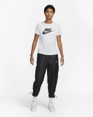 Футболка жіноча Nike Sportswear Essentials DX7906-100