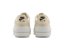 Кеды женсккие Nike Air Force 1 PLT.AF.ORM DJ9946-200